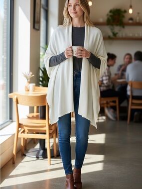 Banana Republic Ivory Knit Shawl /Cape / shrug